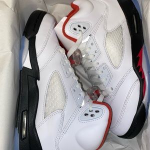 Fire red 5s 2020